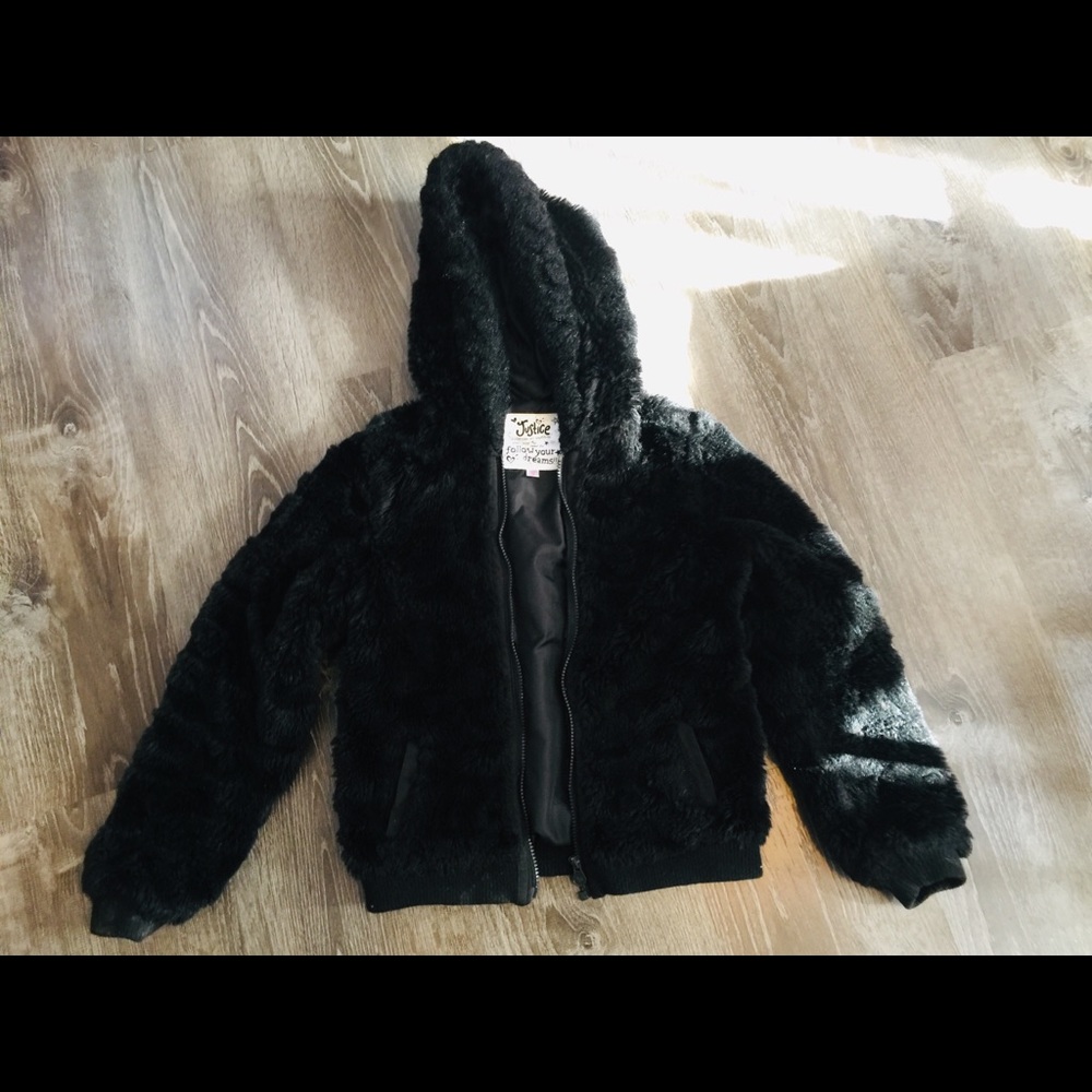 GURLS FAUX FUR COAT SIZE 10